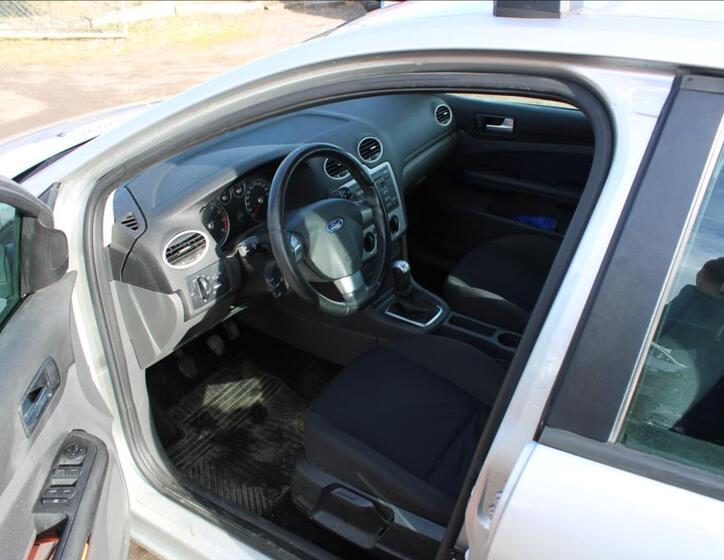 Ford Focus 9
