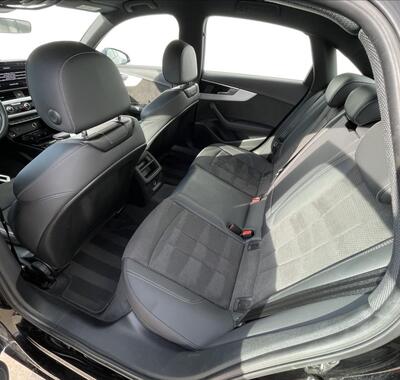 Audi A4 18
