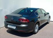 Volkswagen Passat 2