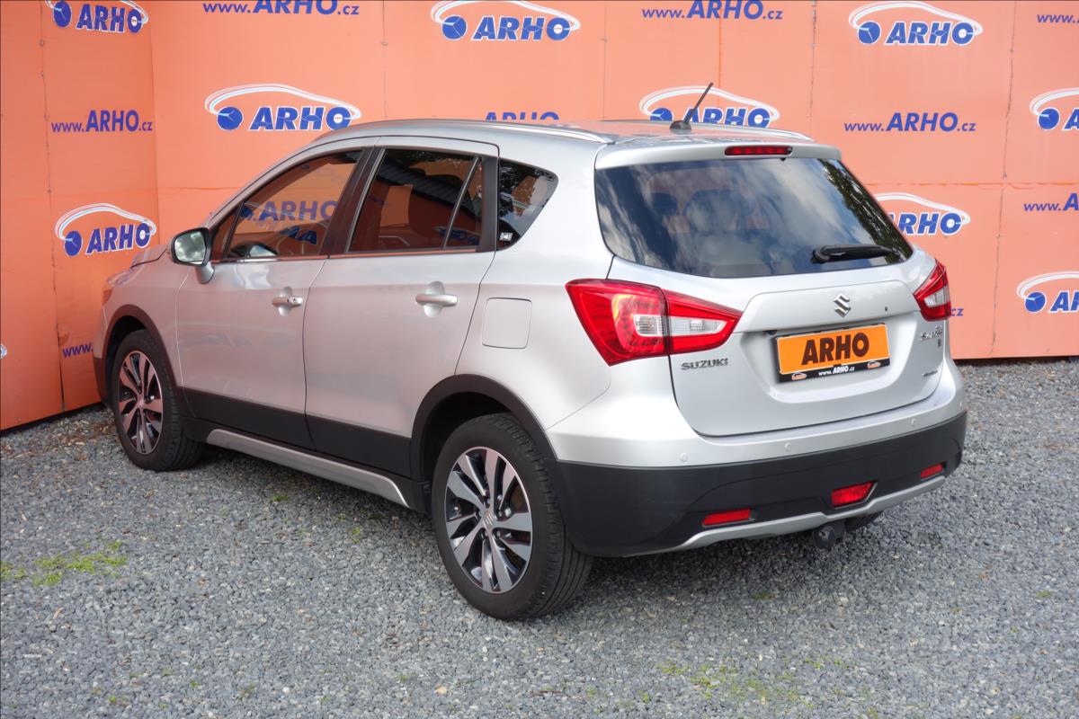 Suzuki S-Cross