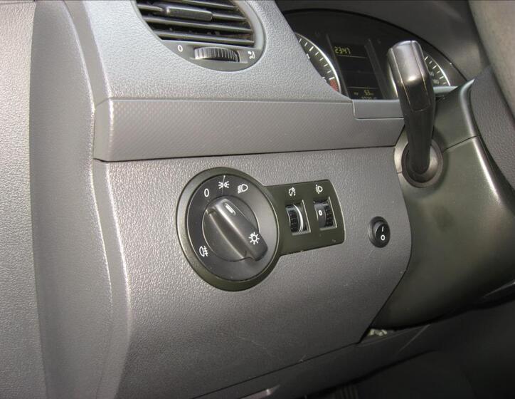 Volkswagen Caddy 24