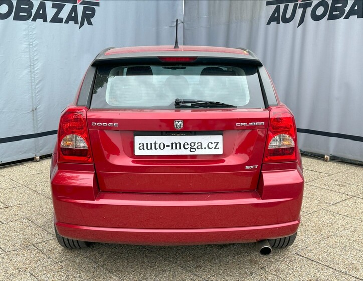 Dodge Caliber 7