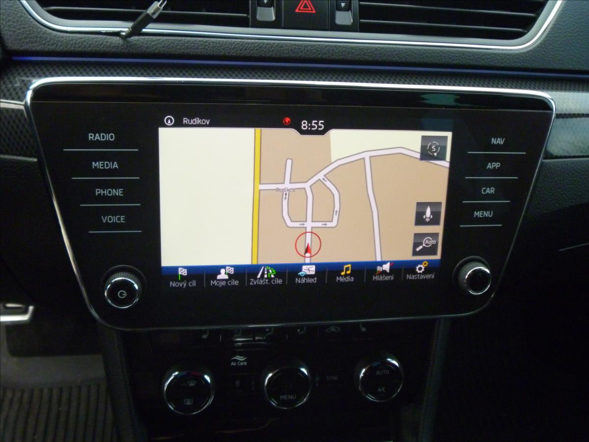 Škoda Superb