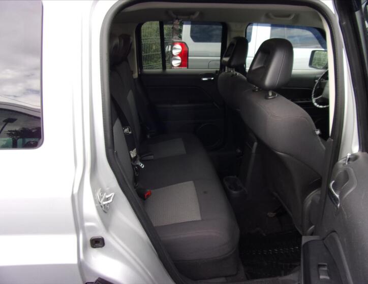 Jeep Patriot 11