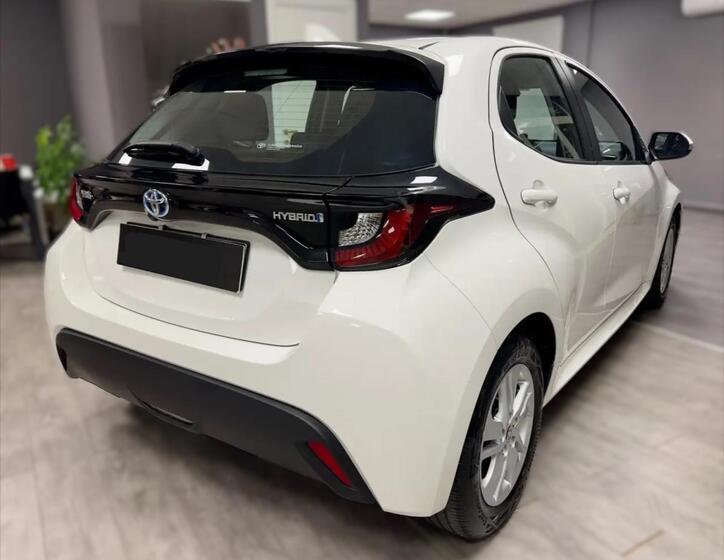 Toyota Yaris 4