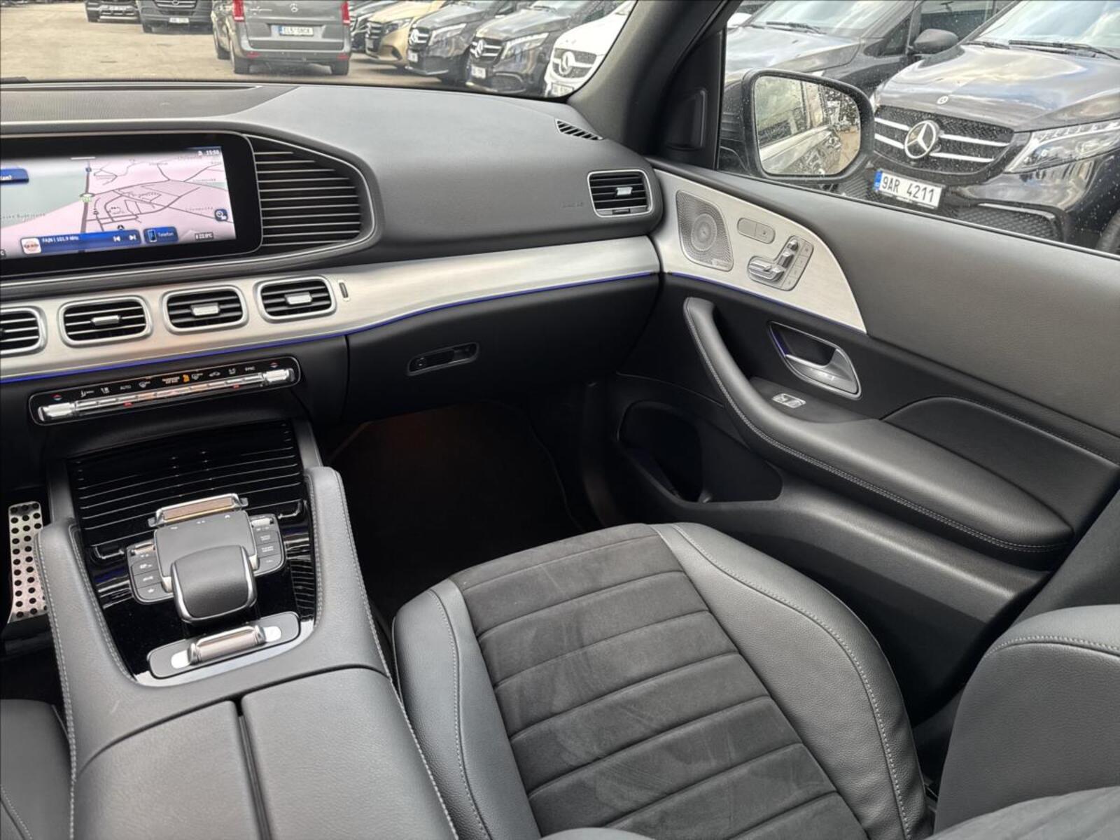Mercedes-Benz GLE 11