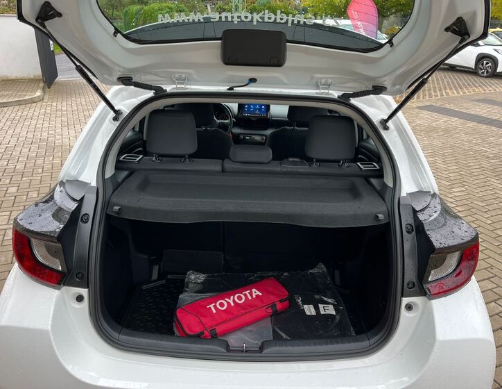 Toyota Yaris 29