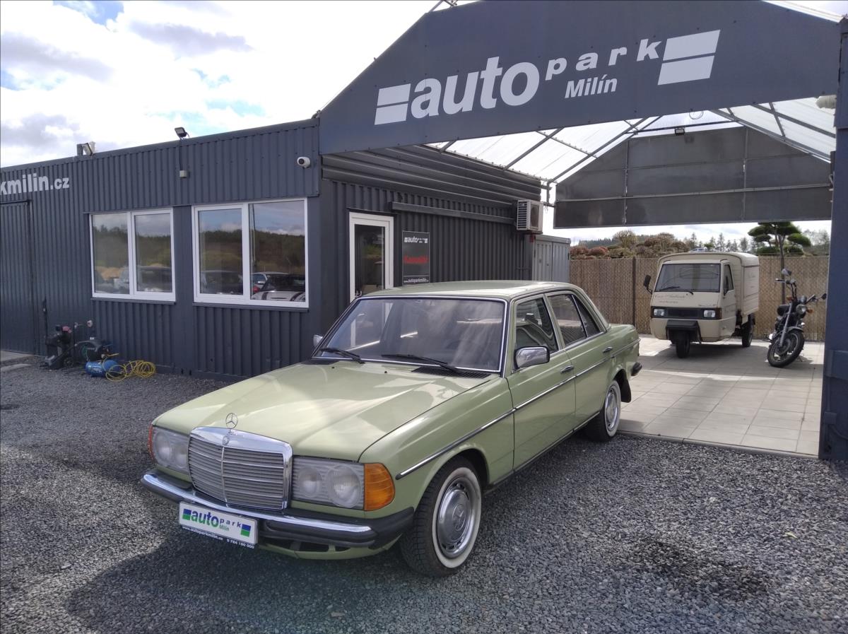 Mercedes-Benz 200