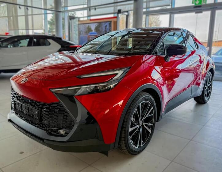 Toyota C-HR 3
