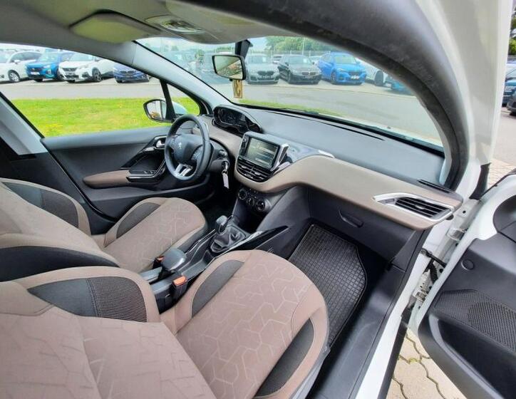 Peugeot 2008 14
