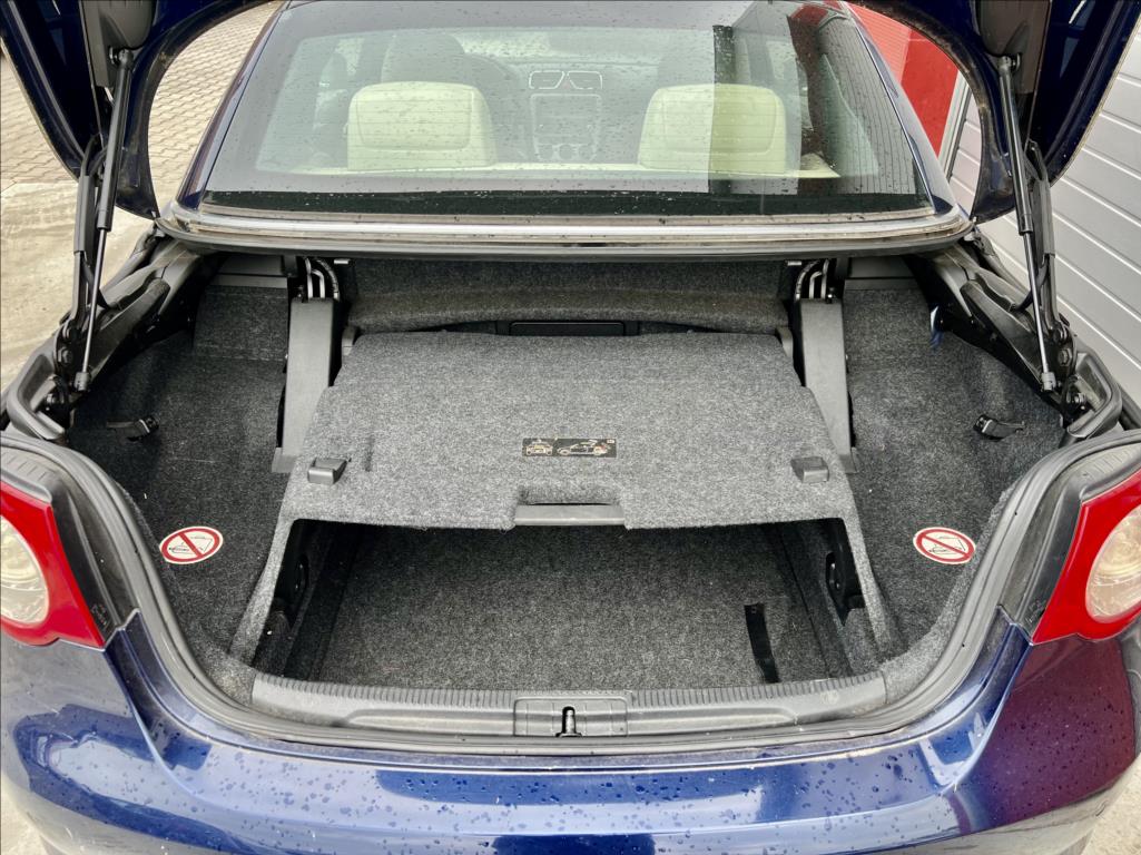 Volkswagen EOS