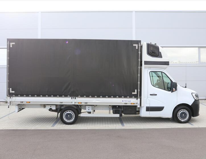 Renault Master 8