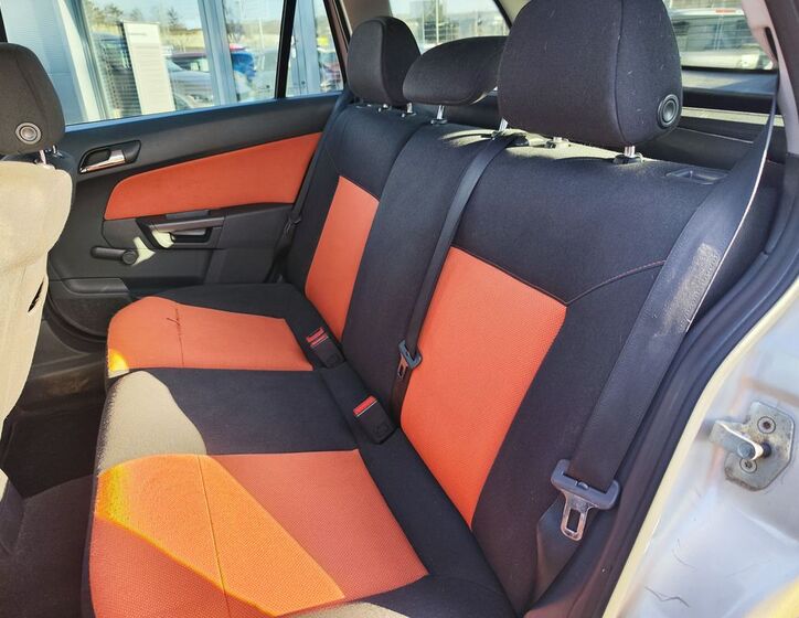 Opel Astra 11