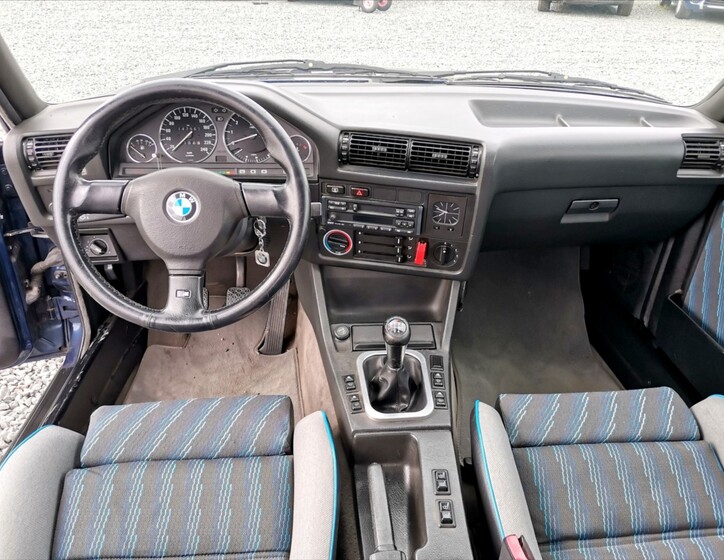 BMW Řada 3 18
