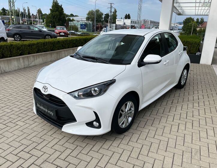 Toyota Yaris 2