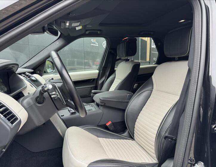 Land Rover Discovery 11