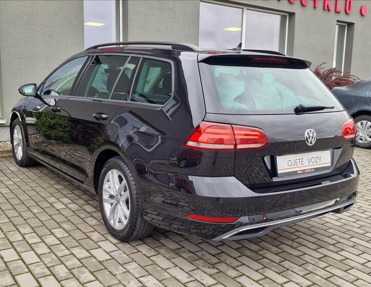 Volkswagen Golf 8