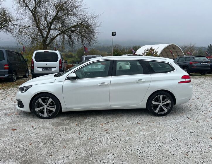 Peugeot 308 7