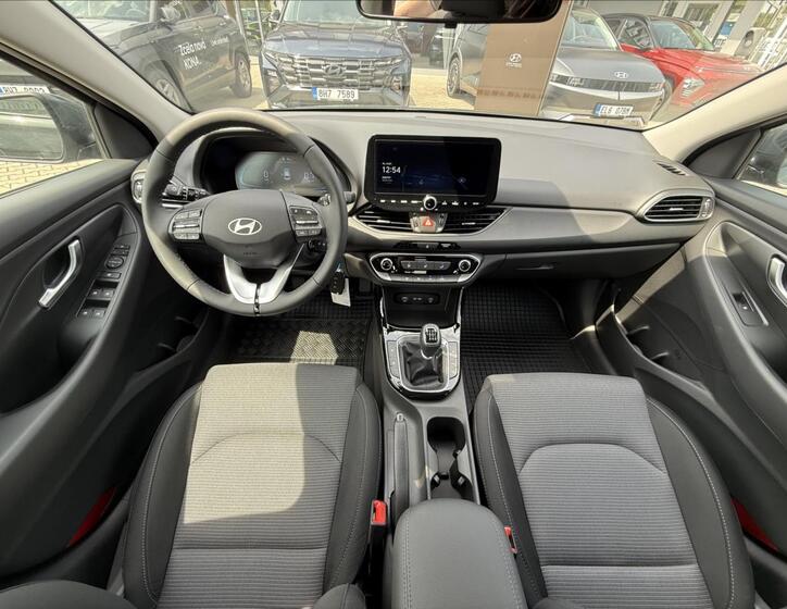 Hyundai i30 9