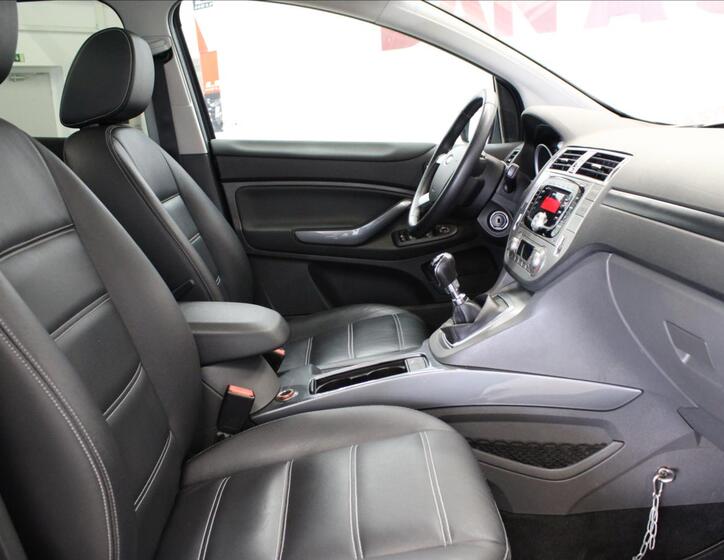 Ford Kuga 12