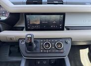 Land Rover Defender 18