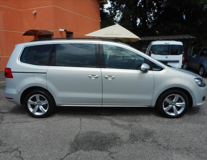 Volkswagen Sharan 4