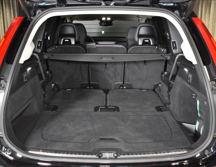 Volvo XC90 12