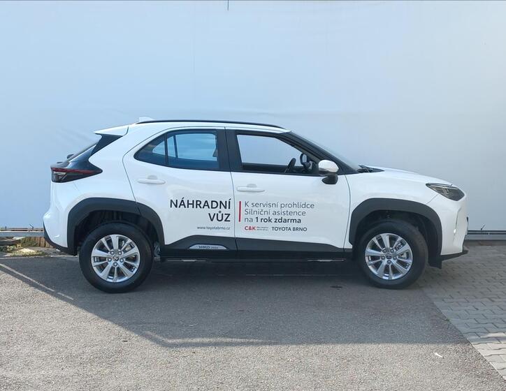 Toyota Yaris Cross 2