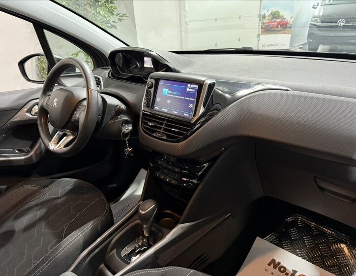 Peugeot 2008 13