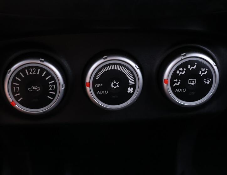 Peugeot 4007 25