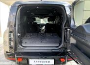 Land Rover Defender 15
