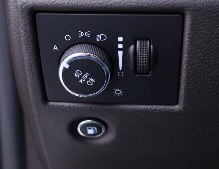Jeep Grand Cherokee 17