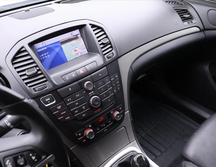 Opel Insignia 23