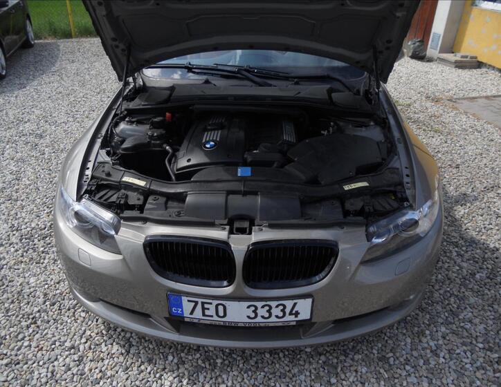 BMW Řada 3 18
