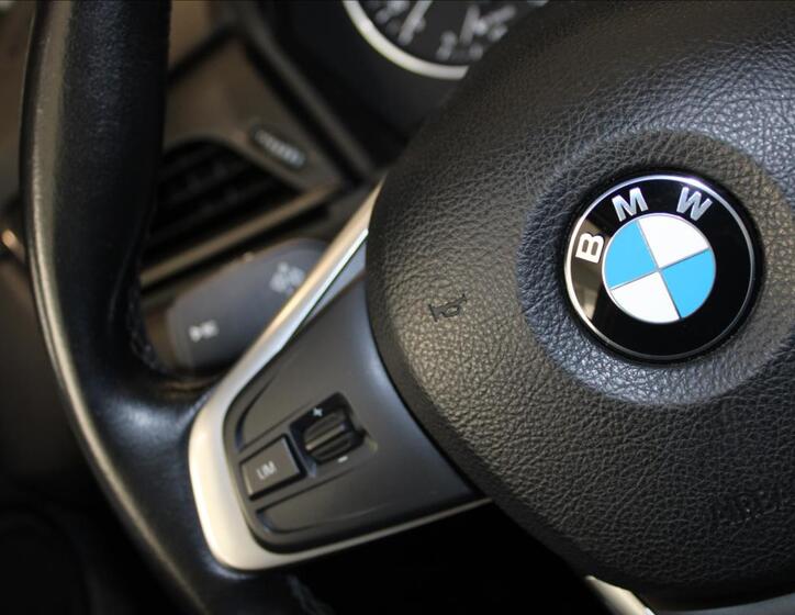 BMW Řada 2 33