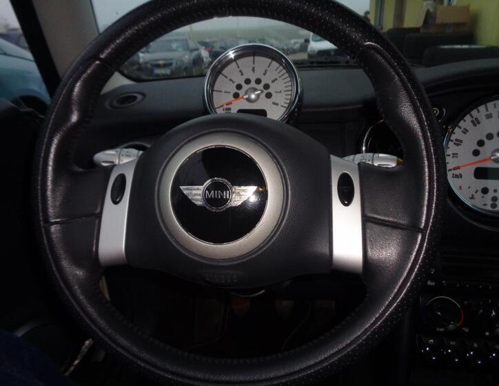 Mini Cooper 8