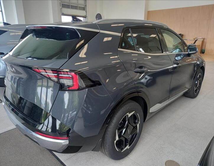 KIA Sportage 4