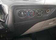 Ford Tourneo Custom 17