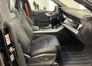 Audi Q8 16