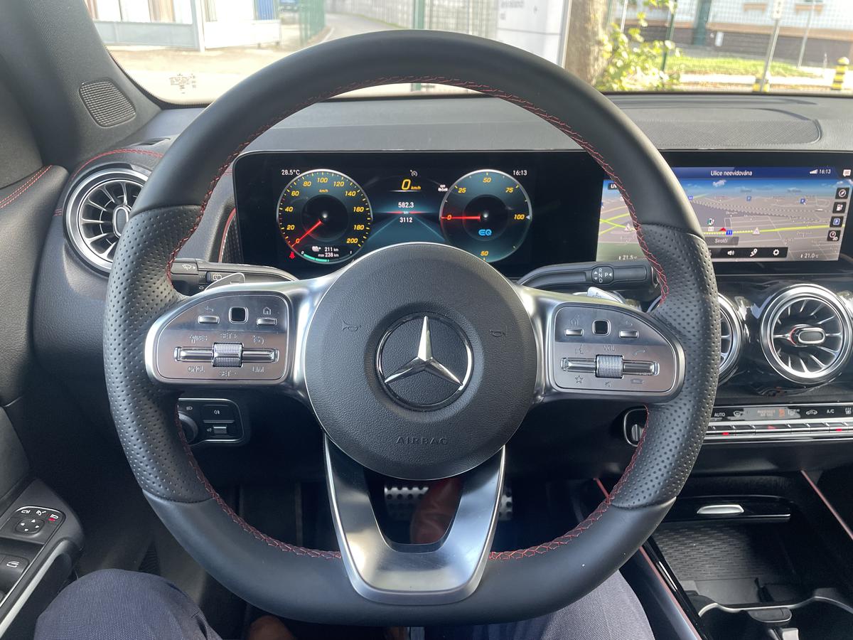 Mercedes-Benz EQB