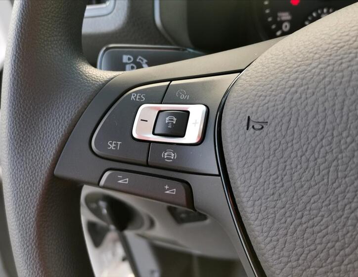 Volkswagen Crafter 18