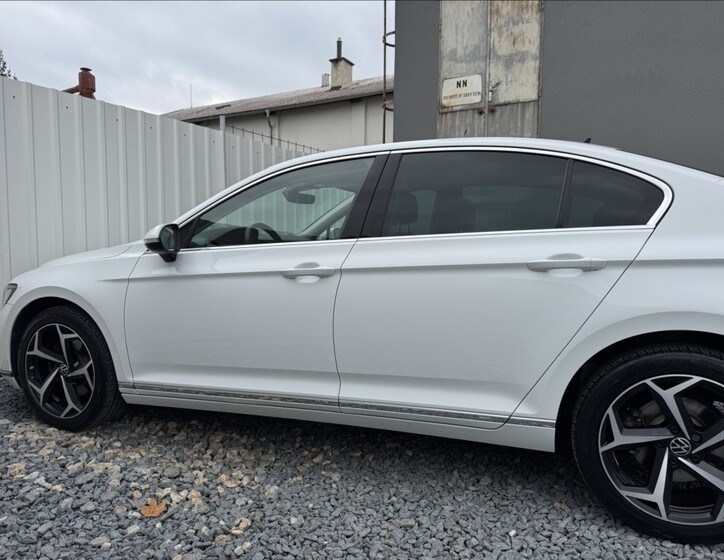 Volkswagen Passat 18