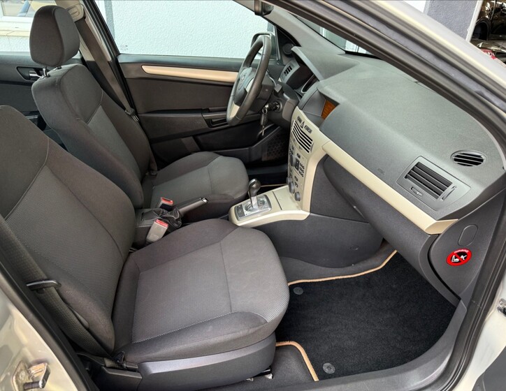 Opel Astra 13