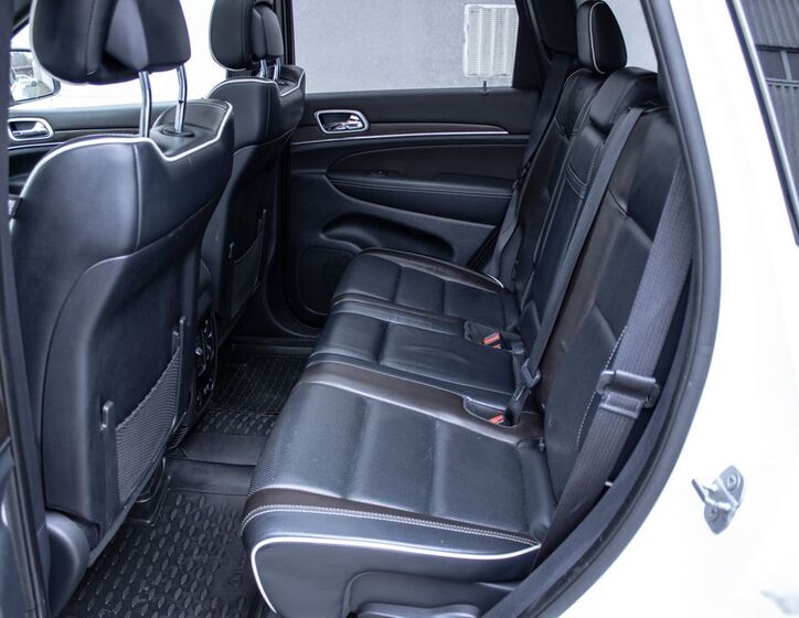 Jeep Grand Cherokee 27