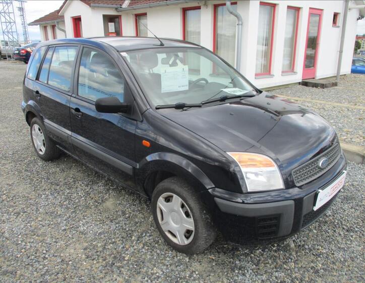 Ford Fusion 1