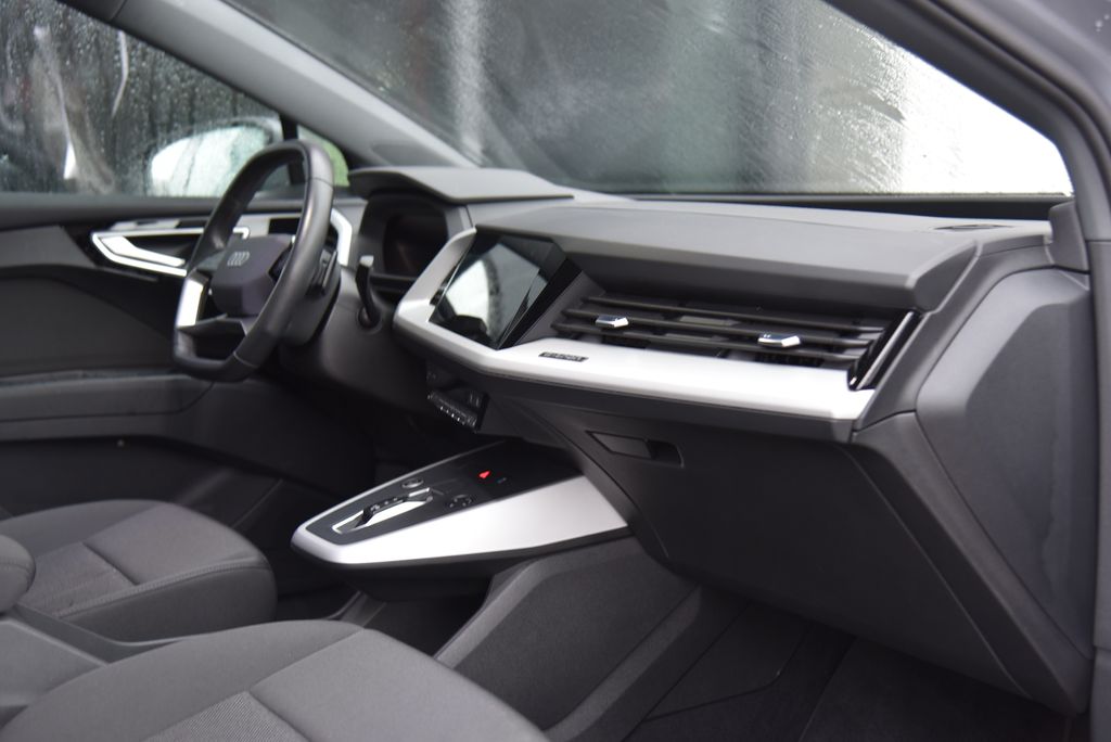 Audi Q4