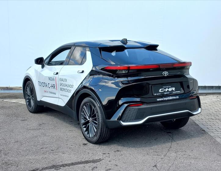 Toyota C-HR 7