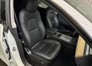 Tesla Model Y 34
