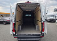 Mercedes-Benz Sprinter 18