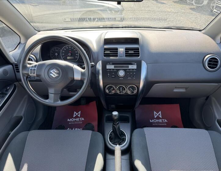 Suzuki SX4 15